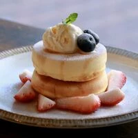 画像1517：米粉パンケーキ（アサイー＆バナナ）